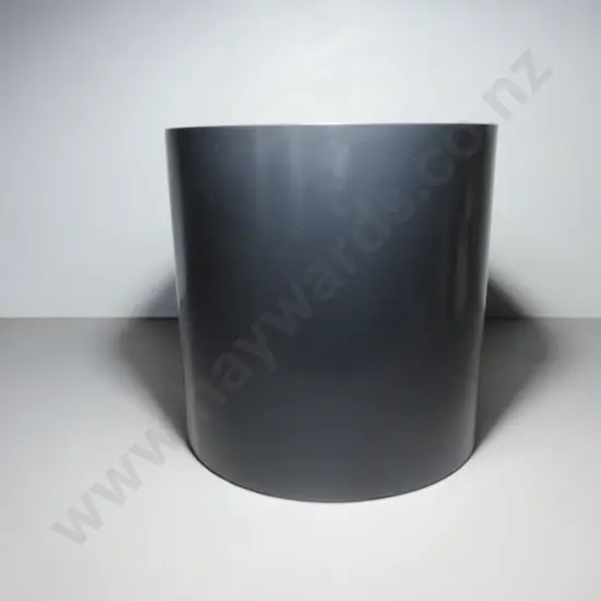 Large metal bin / log store