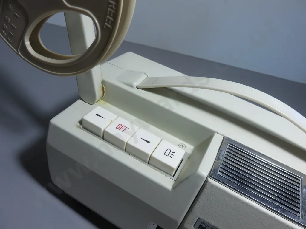 Vintage Projector Image 1++