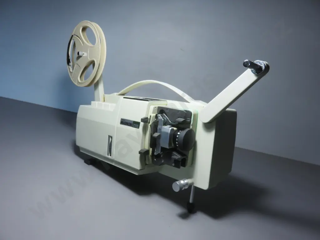 Vintage Projector Image 1++