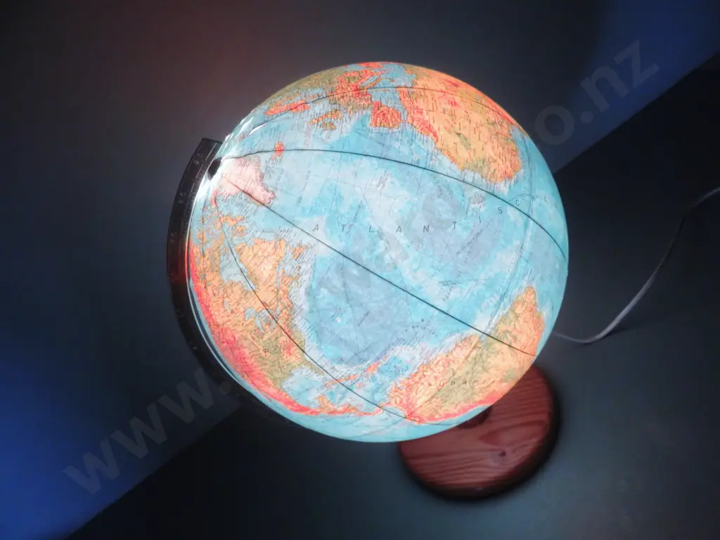 Vintage German World Globe Light Image 1++