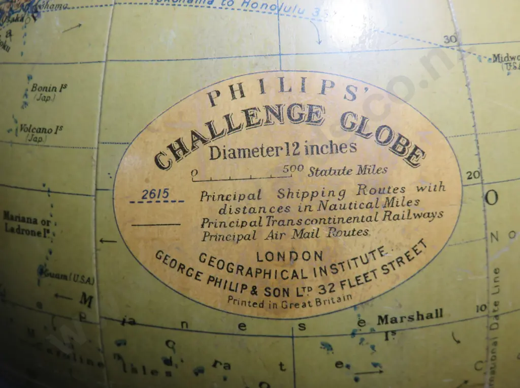 An early 20th Century “Philips” of London Challenge globe Image 1++