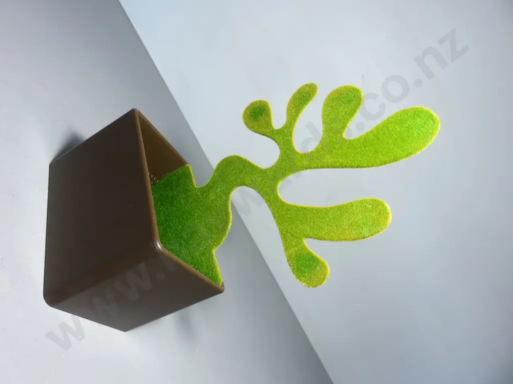 Cactus desk top pen / trinket holder by Qualy Design Image 1++