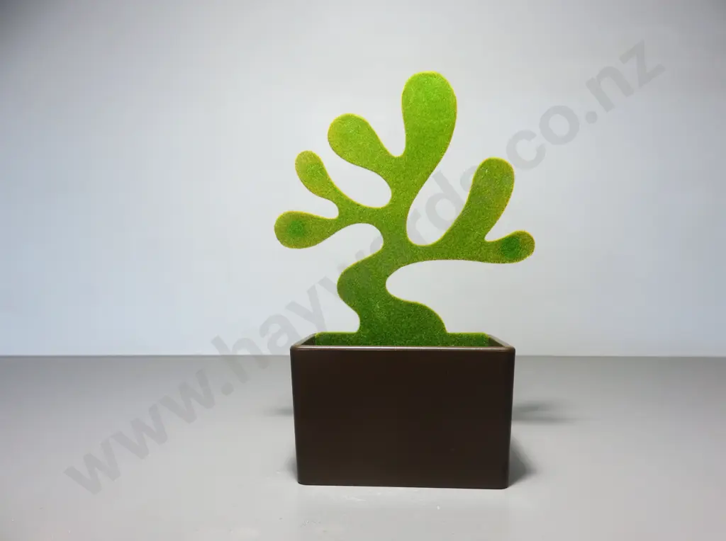 Cactus desk top pen / trinket holder by Qualy Design Image 1++
