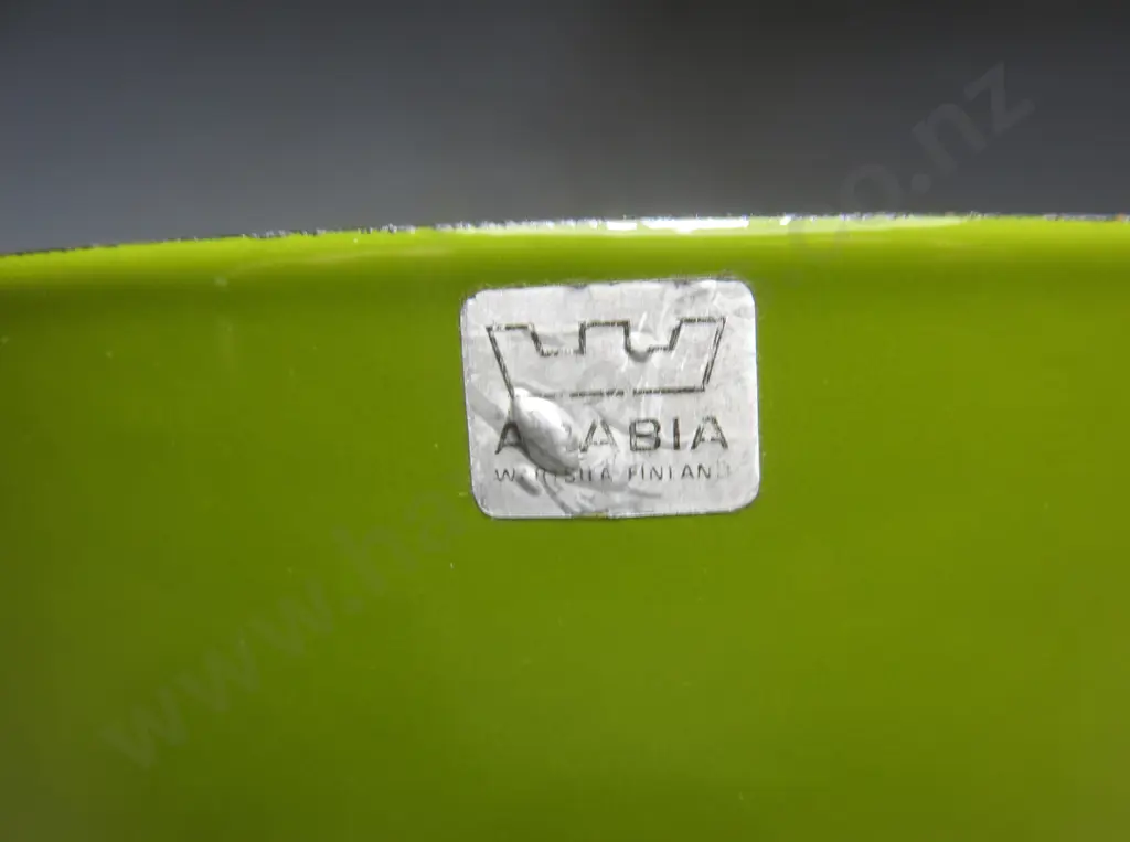 Large mid-century Arabia of Finland enamel bowl Image 1++