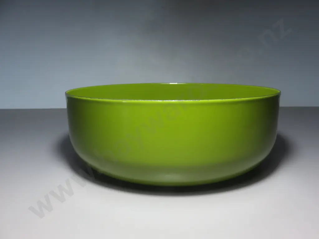 Large mid-century Arabia of Finland enamel bowl Image 1++