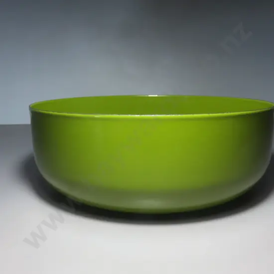 Large mid-century Arabia of Finland enamel bowl