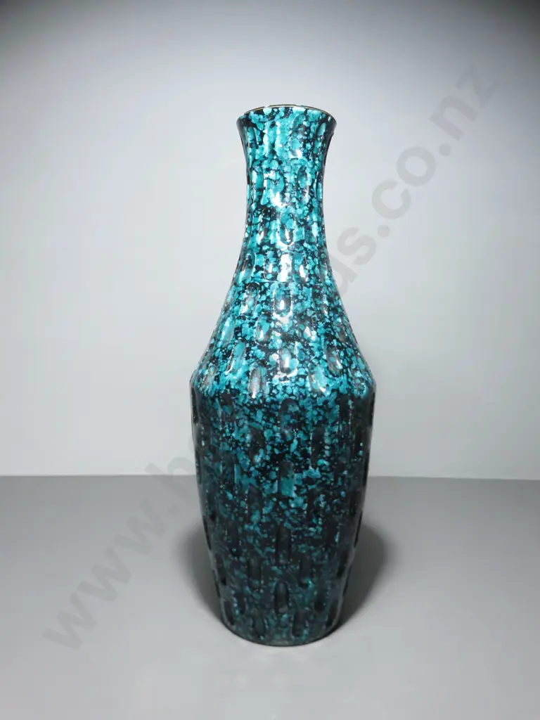 Oversized vintage Italian pottery vase Image 1++
