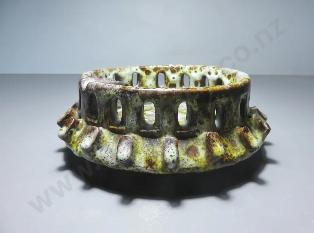 Mid-century Alvino Bagni of Italy “Colosseum” Ashtray Image 1++