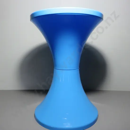 Space age plastic stool in Blue