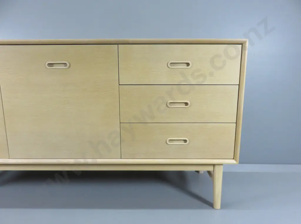 oak veneer, mdf and pine 2 door 3 drawer sideboard H-800 W-1600 D-450 Image 1++