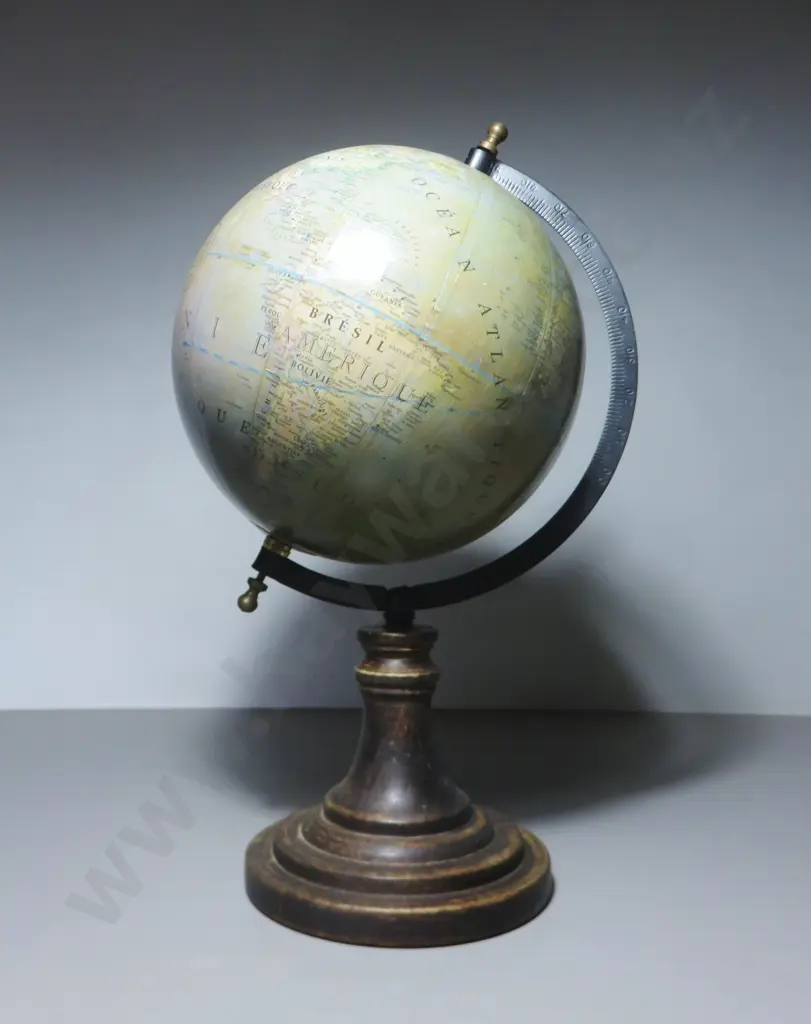 Vintage Art Deco Terrestrial World Globe Image 1++