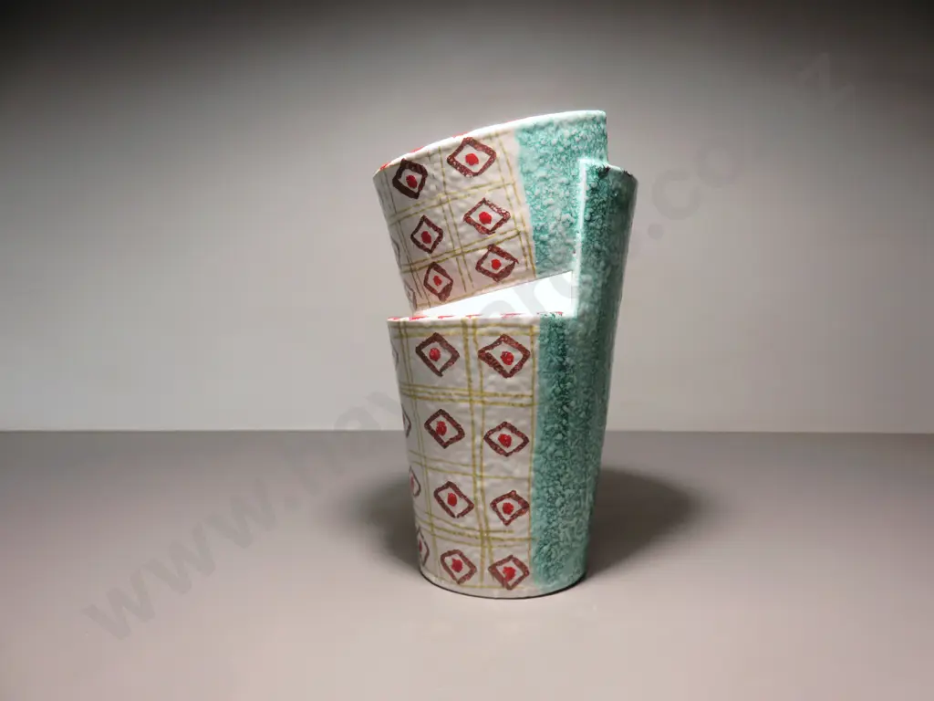 Mid-century studio potted Italian Vase Image 1++