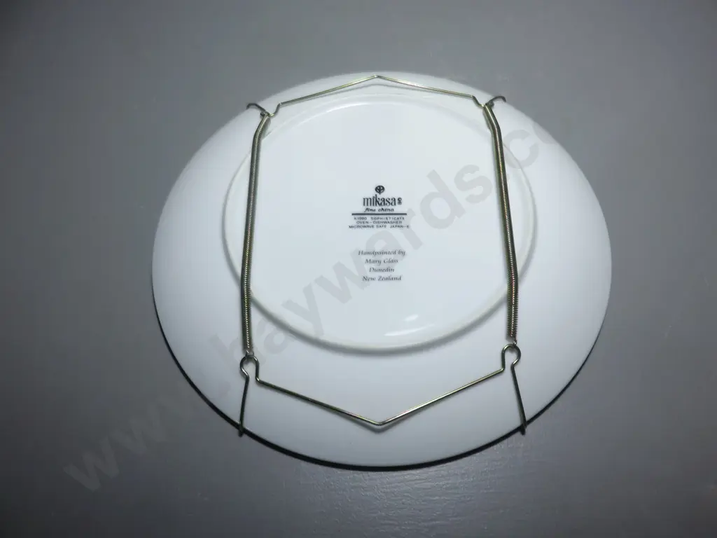 Vintage Clarice Cliff inspired wall charger Image 1++
