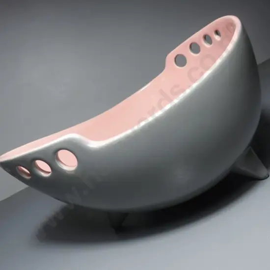Mid-Century modernist trough vase / fruit bowl from the English studio of Wade