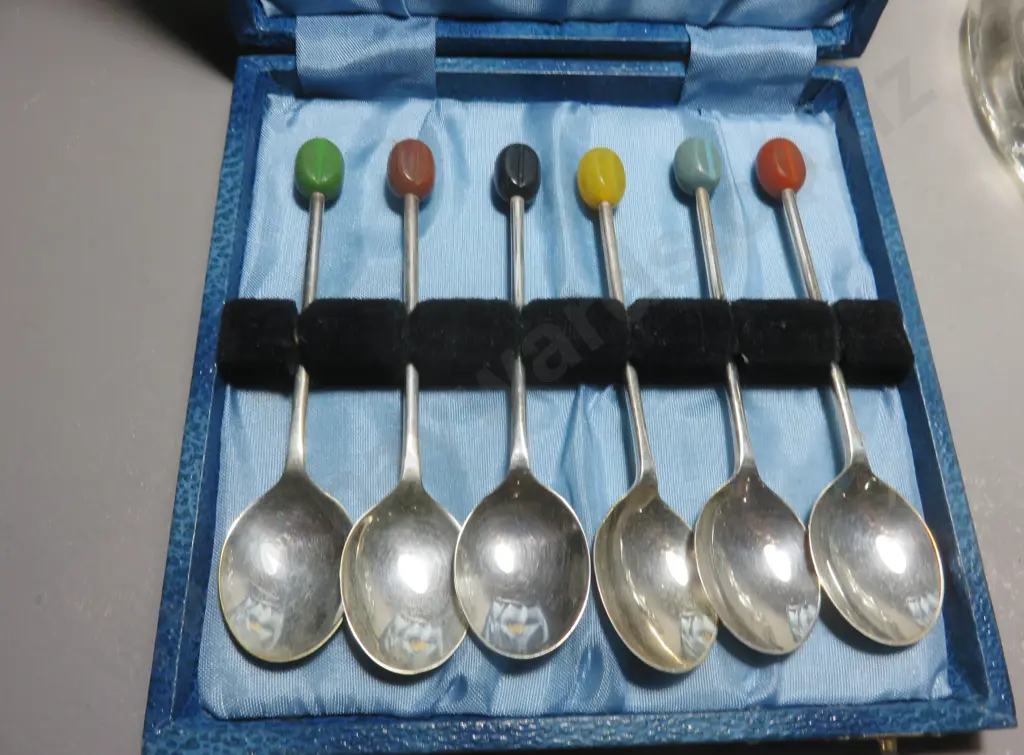 Coffee Bean spoons, Bohemian shots glasses and a Jelly mould Image 1++