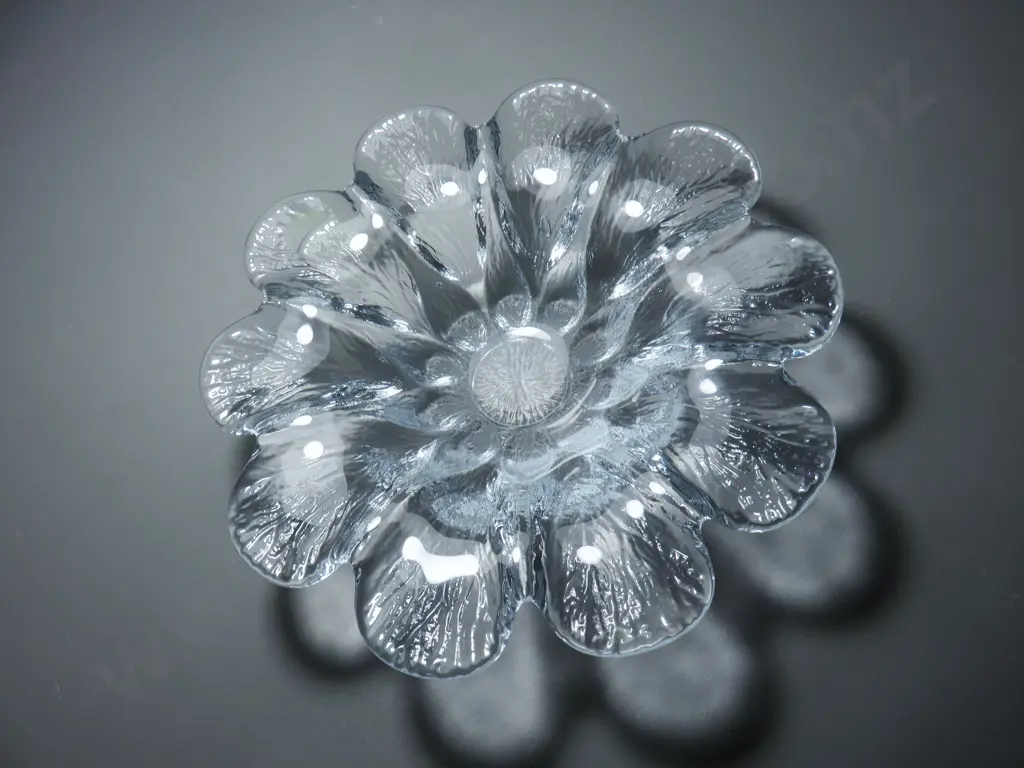 Vintage art glass “Daisy” bowl by Holmegaard of Denmark Image 1++