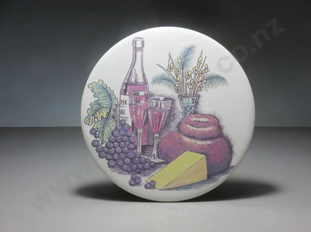 Vintage Johnson Tiles Ltd round decorative tile Image 1++