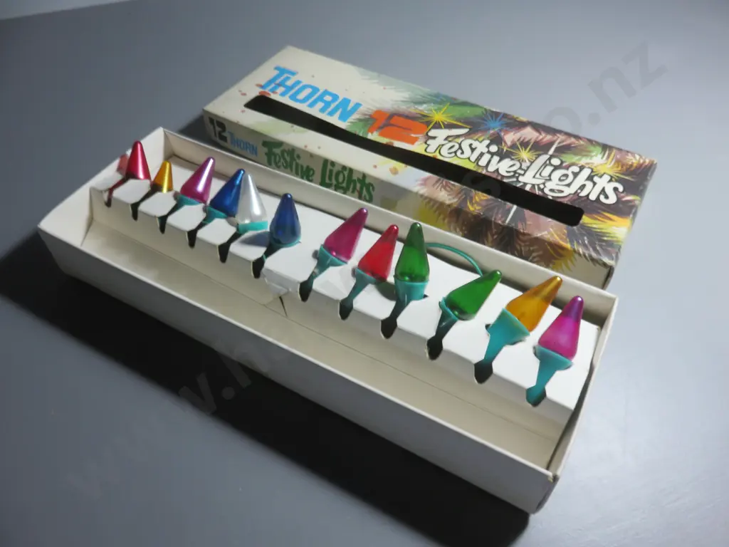 Boxed set of vintage “Thorn” Christmas lights Image 1++