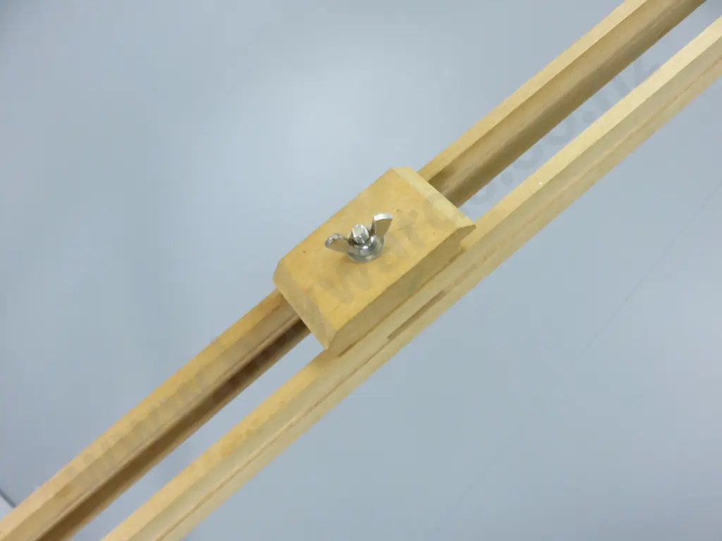 Artists folding Easel Image 1++