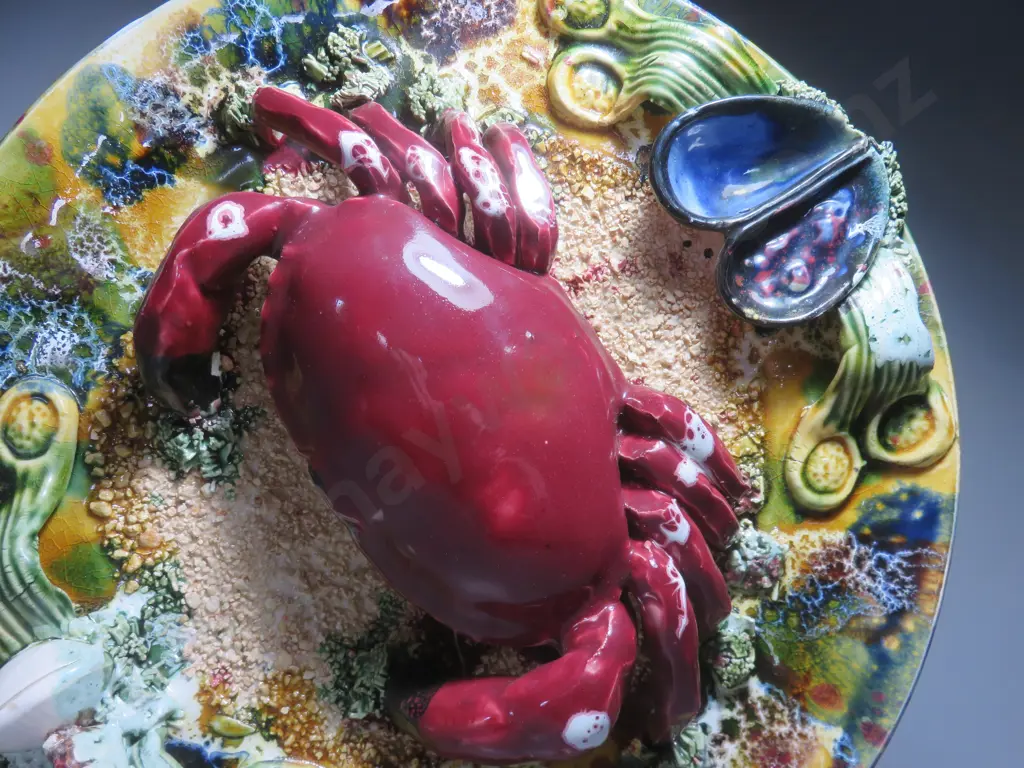 Large Portuguese Palissy Style Majolica Plate featuring a Crab and Mussels Image 1++