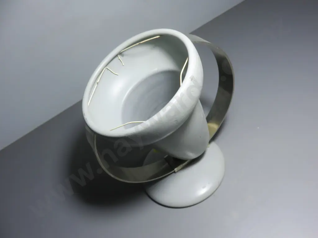 Wall mounted heat Lamp
 Image 1++