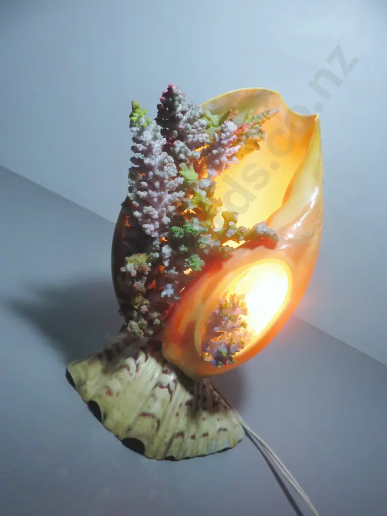 Mid-century Kitsch Coral and Shell Tiki Lamp Image 1++