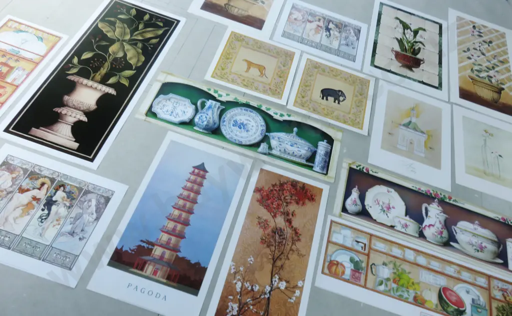 Mixed lot of prints with an oriental theme Image 1++