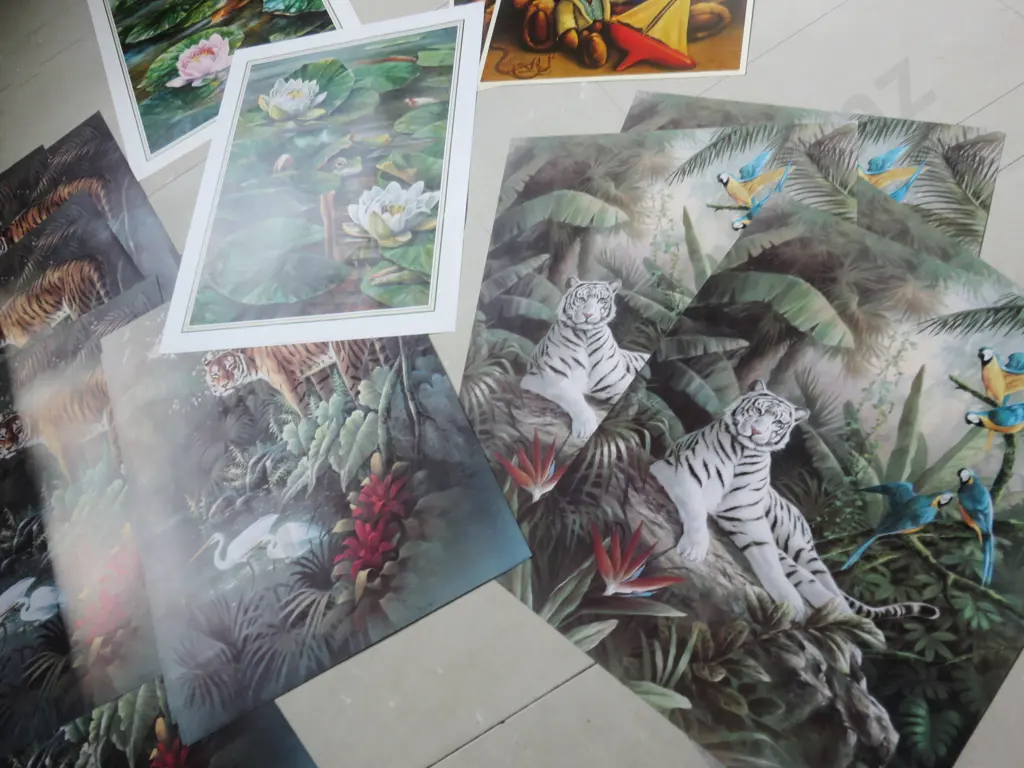 Collection of art prints including tigers Image 1++
