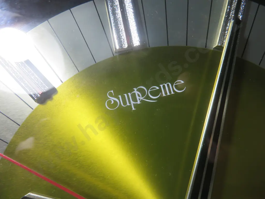 Vintage Supreme Quartz wall clock Image 1++