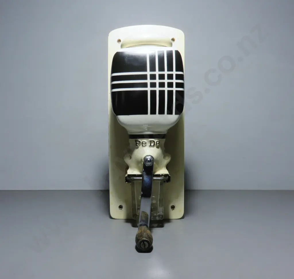 Vintage wall mounted Pe De (Peter Dienes) coffee grinder Image 1++