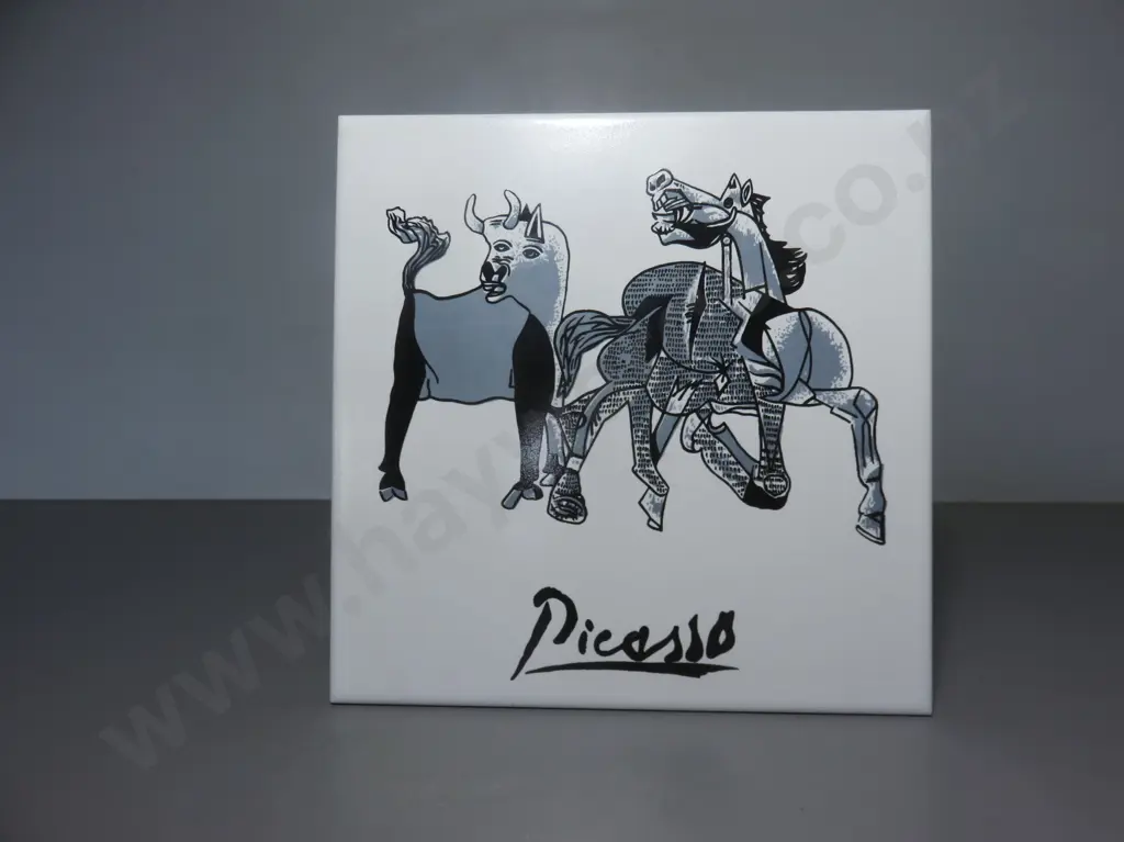Vintage Picasso decorative hanging wall tile Image 1++