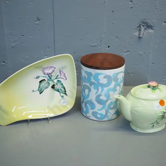 Carlton Ware wild rose teapot & convolvulus plate and a T&G Greene canister with timber lid H-140