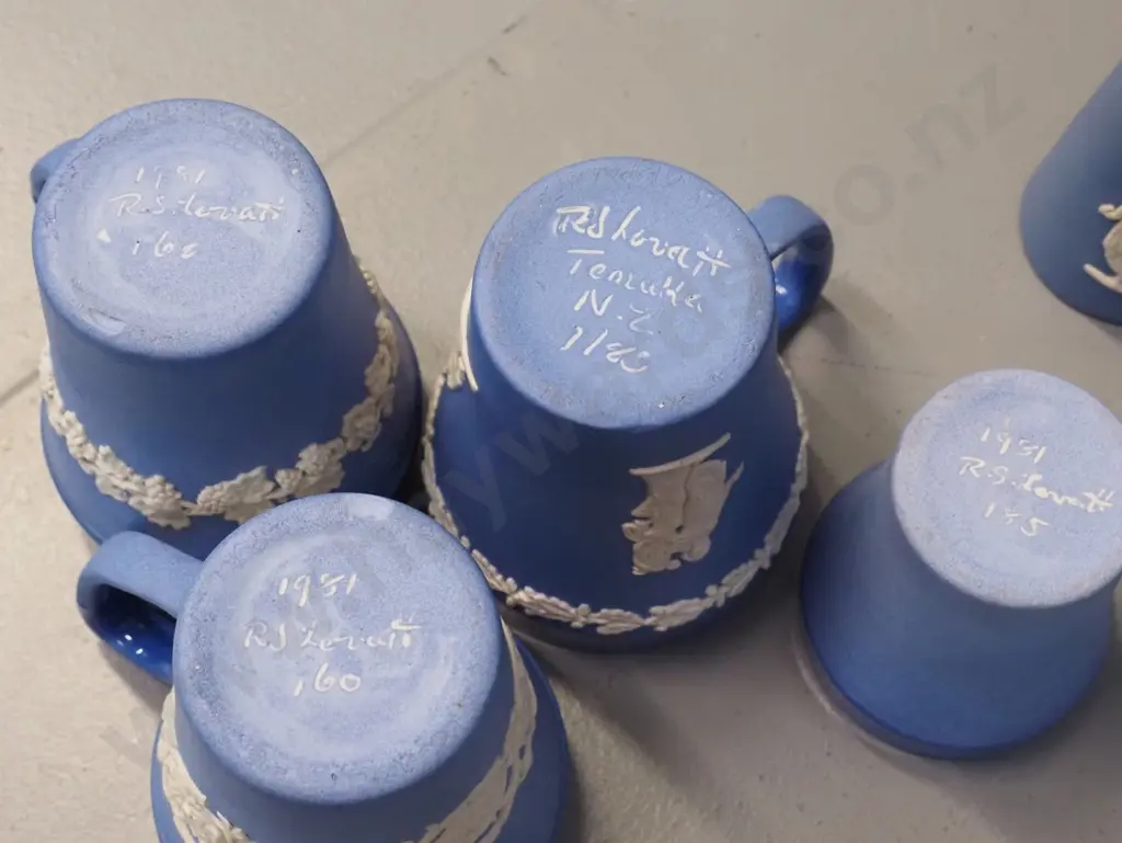 Temuka / Lovatt pottery NZ blue jasperware items - 3 mugs, assorted condiments (1 needs cleaning) small pot. Mugs H100, Image 1++