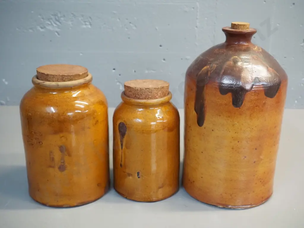 3 stoneware crocks with cork stoppers, no maker's marks - narrow mouth taller one H-310 D-180 Image 1++
