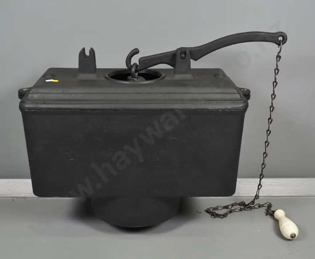 reconditioned vintage cast iron toilet cistern with porcelain pull and chain Image 1++