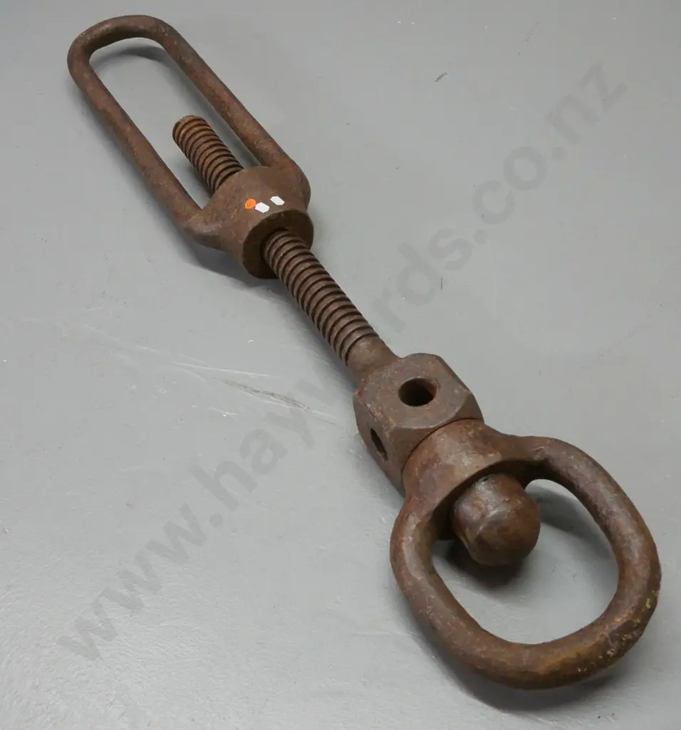 very large iron turnbuckle (tensions cable) L-1250 W-240 at slightly wider end Image 1++