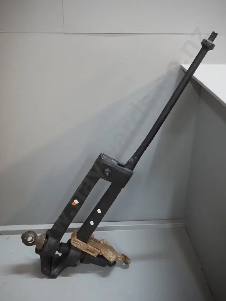 vintage blacksmith's vice L-1040 Image 1++