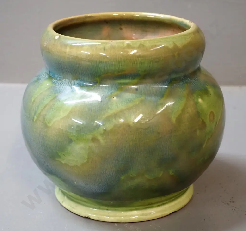 Ambrico / early Crown Lynn New Zealand pottery drip glaze vase - no 24? Small chips around base H-120 D-130 Image 1++