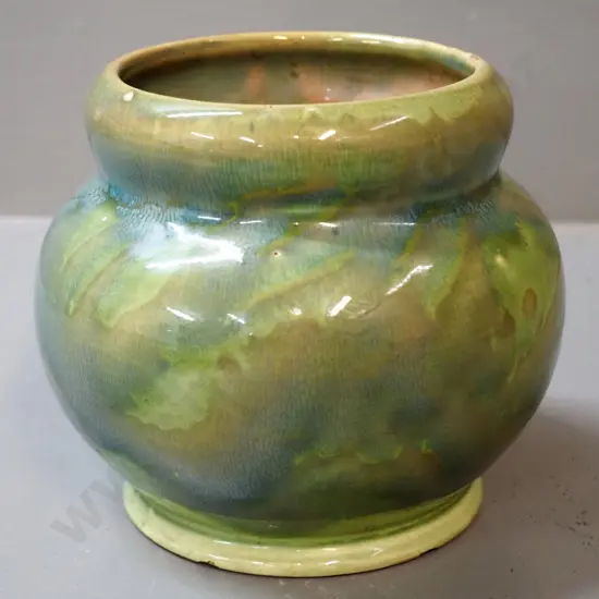 Ambrico / early Crown Lynn New Zealand pottery drip glaze vase - no 24? Small chips around base H-120 D-130
