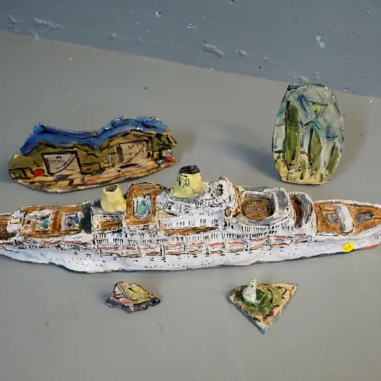 Robert Rapson large ceramic ship model - Oriana and 4 associated scenery pieces - ship H-130 L-470