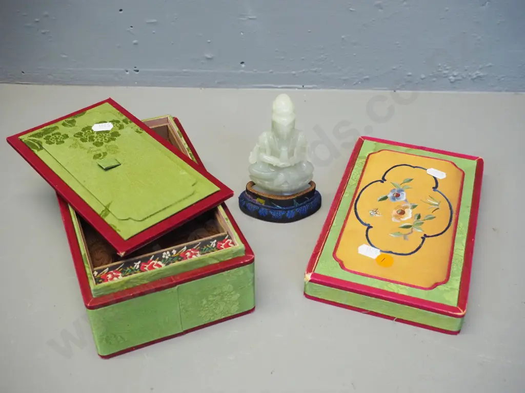 Chinese jade "Quan Yin" buddha figure with stand, in silk-covered timber presentation box - figure without stand H95 Image 1++