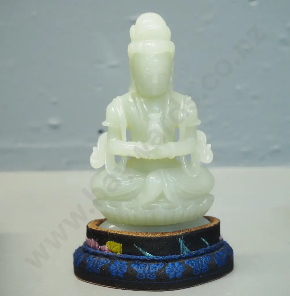 Chinese jade "Quan Yin" buddha figure with stand, in silk-covered timber presentation box - figure without stand H95 Image 1++