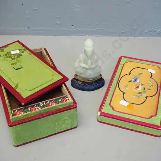 Chinese jade "Quan Yin" buddha figure with stand, in silk-covered timber presentation box - figure without stand H95