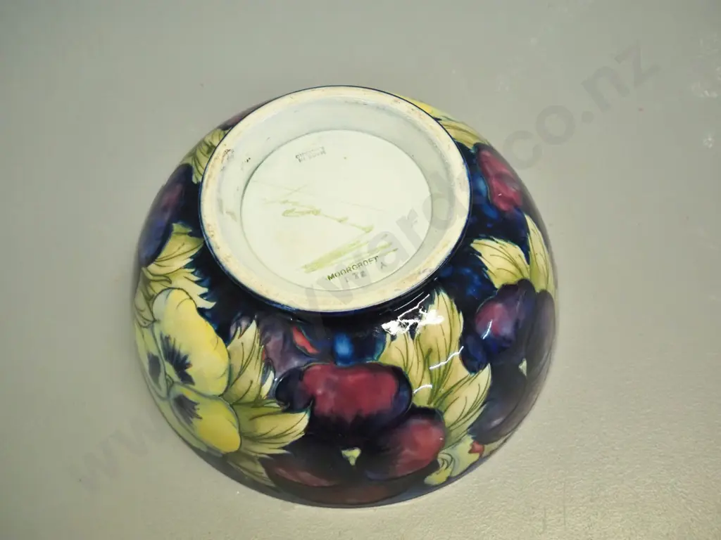 large signed Moorcroft pansies pattern bowl H-110 D-240 Image 1++