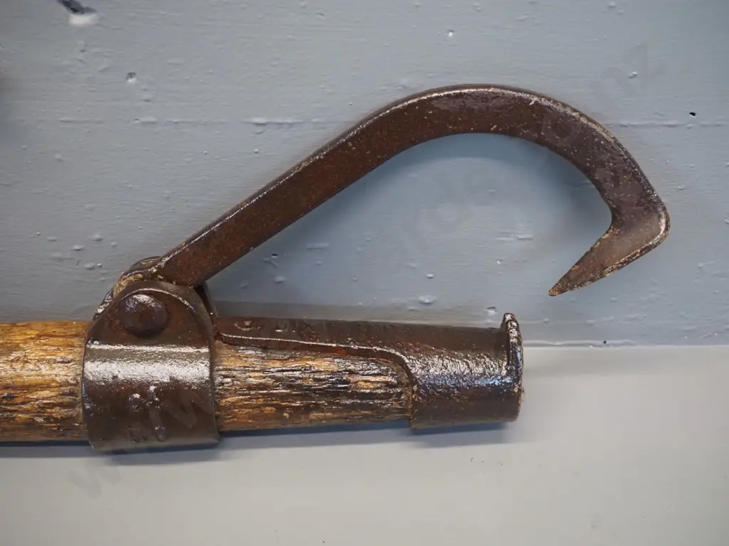 large wood-handled "cant hook" logging / milling grapple. Cast iron marked "Dixie Ind" and "2 1/2 50" L-1270 Image 1++