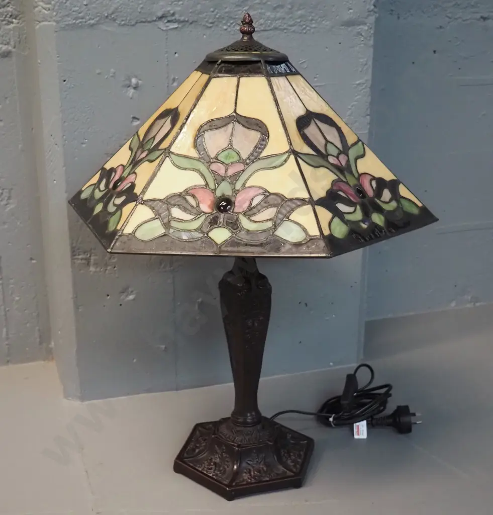 reproduction cast metal and leadlight Tiffany style table lamp with hexagonal shade H630 Shade D480 Image 1++