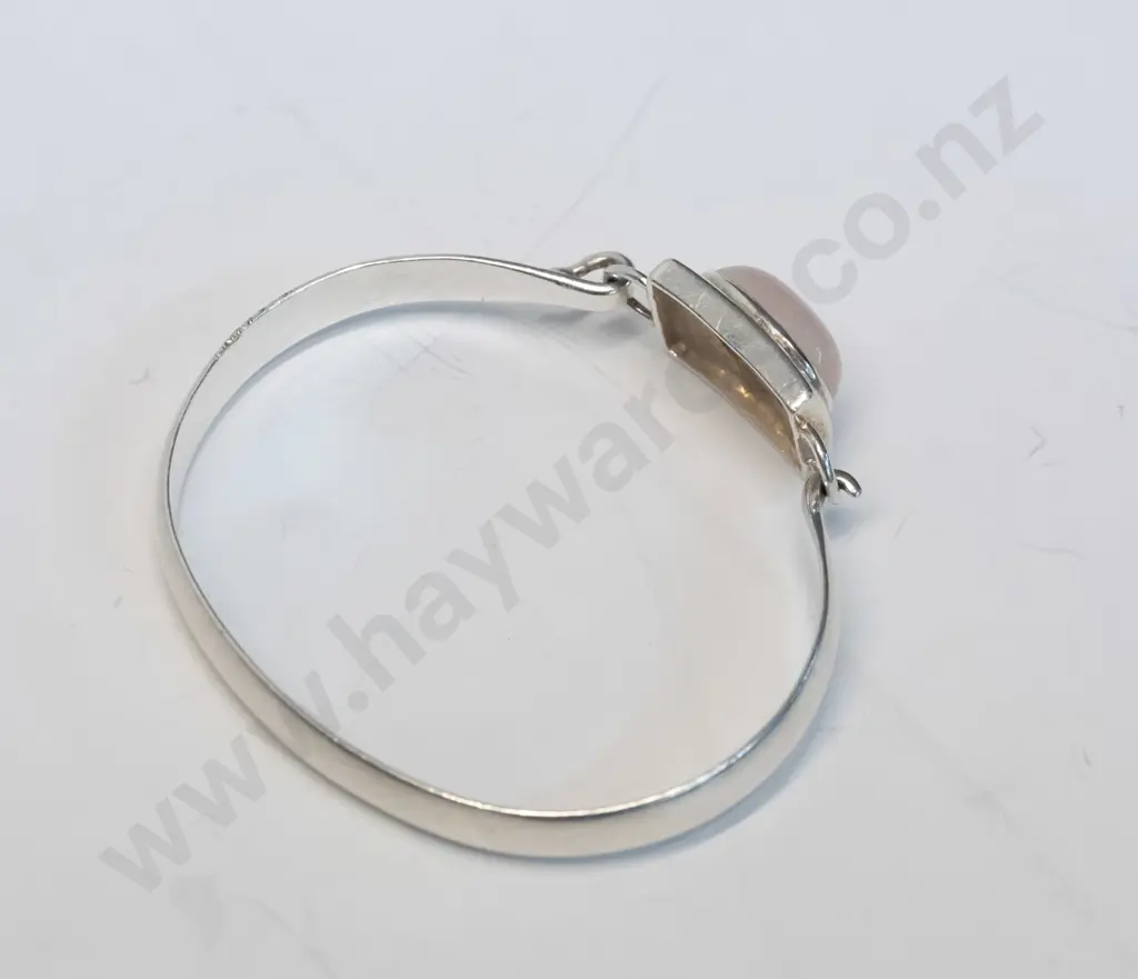 silver braclet with pink stone stamped 925 Image 1++