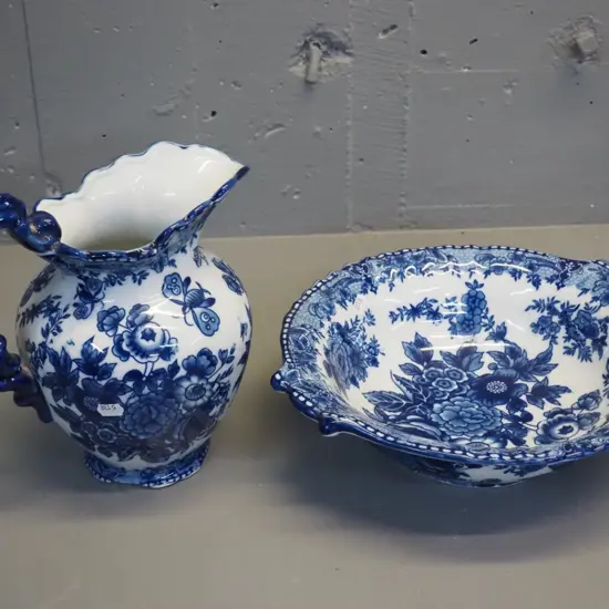 reproduction blue & white porcelain wash basin and jug, no maker's marks - jug H240 W230
