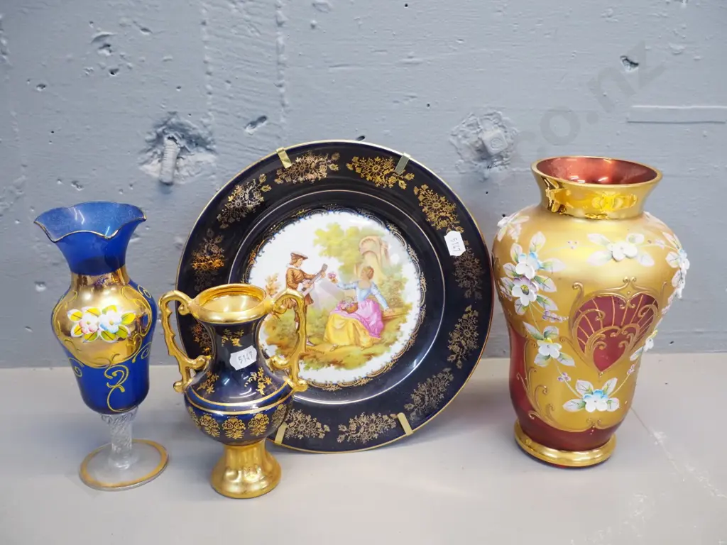 2 Venetian glass vases - claret colour H200 & blue, and 2 pieces Limoges - plate and urn vase Image 1++