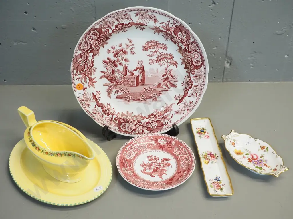 Spode 'Girl At Well' cabinet plate, Crown Ducal gravy boat & saucer, Hammersley mint dish, Derby posy etc. Image 1++